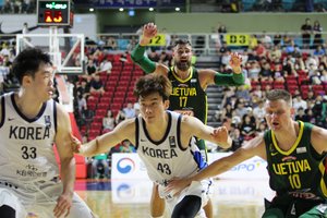 Po krepšiais siautėjęs J. Valančiūnas: „Šitos varžybos tik draugiškos, čempionatas – svarbiausia“