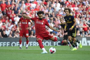 Anglijos futbolo galiūnų dvikovoje „Liverpool“ klubas įveikė „Arsenal“ ekipą
