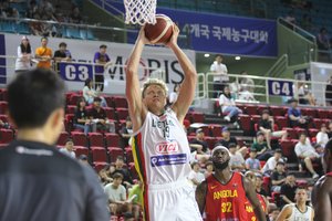 Dainius Adomaitis perspėjo krepšininkus: kitas rungtynes reikia žaisti nuo pradžių