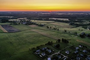 Seime – diskusija, ar sugriežtinti ūkininko sodybos statybas