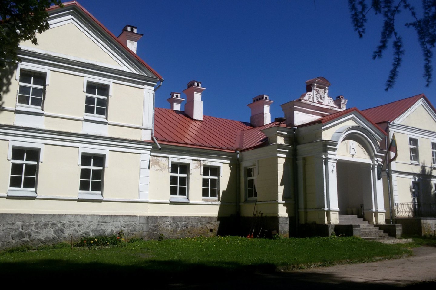 Saldutiškio dvaro rūmai.