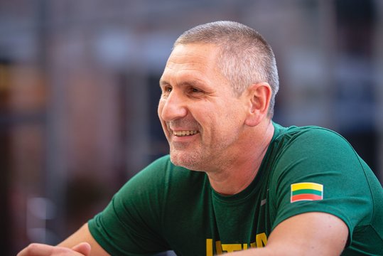  Masažuotojas A. Buzelis: apie M. Kuzminsko ausis ir kūno „įjungimą“