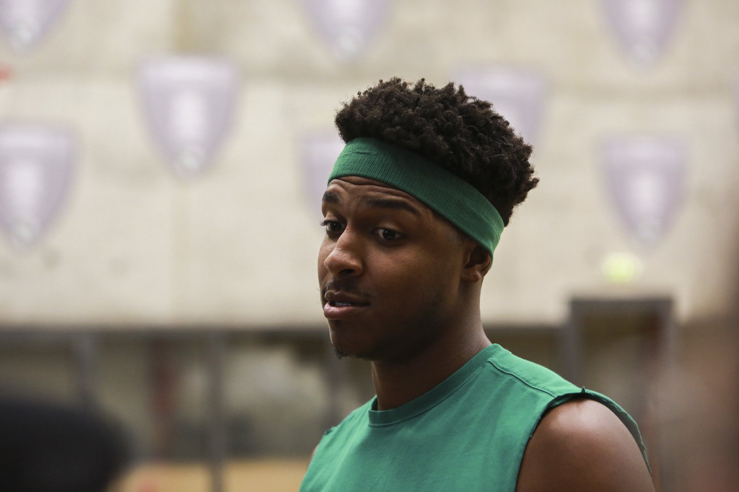 Žalgiriečiai pirmadienį susirinko į pirmąją treniruotę, kurioje dirbo su krepšinio kamuoliu.<br> G.Bitvinsko nuotr.