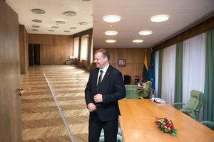 Saulių Skvernelį užgriuvo rūpesčiai ne tik dėl sveikatos