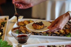 Aiškinosi, kaip lietuviai maitinasi kelionių į užsienį metu