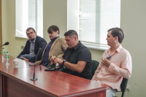 Kunigas: aktorių įsiveržimas į bažnyčią – lyg pistoleto šūvis