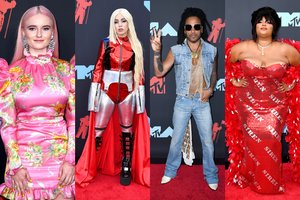 MTV apdovanojimuose – ekstravagancija ir stiliaus nesusipratimai