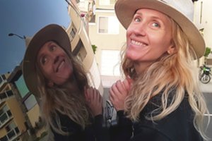 JAV gyvenanti grimo dailininkė saugo svetimas paslaptis