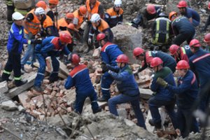 Novosibirske sugriuvus namui žuvo trys žmonės