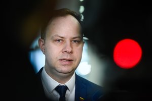 Aurelijus Veryga teisme siekia panaikinti nepalankų sprendimą