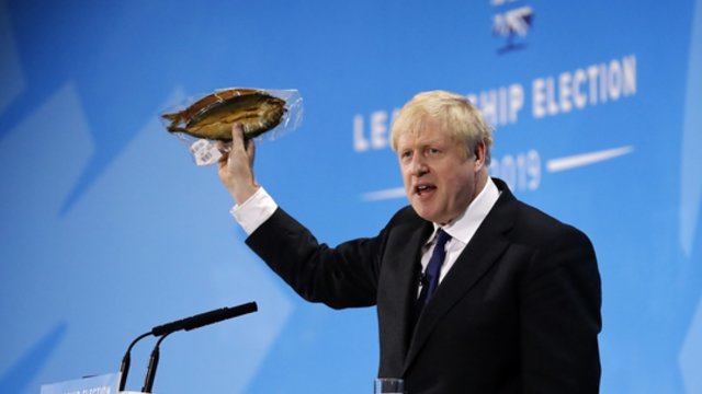 Boriso Johnsono pasiūlyta idėja sukėlė pasipiktinimo laviną Parlamente