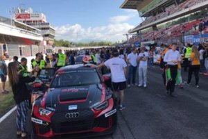 Savaitgalį vyksiančiose 24 val. lenktynėse Barselonoje startuos lietuvių komanda