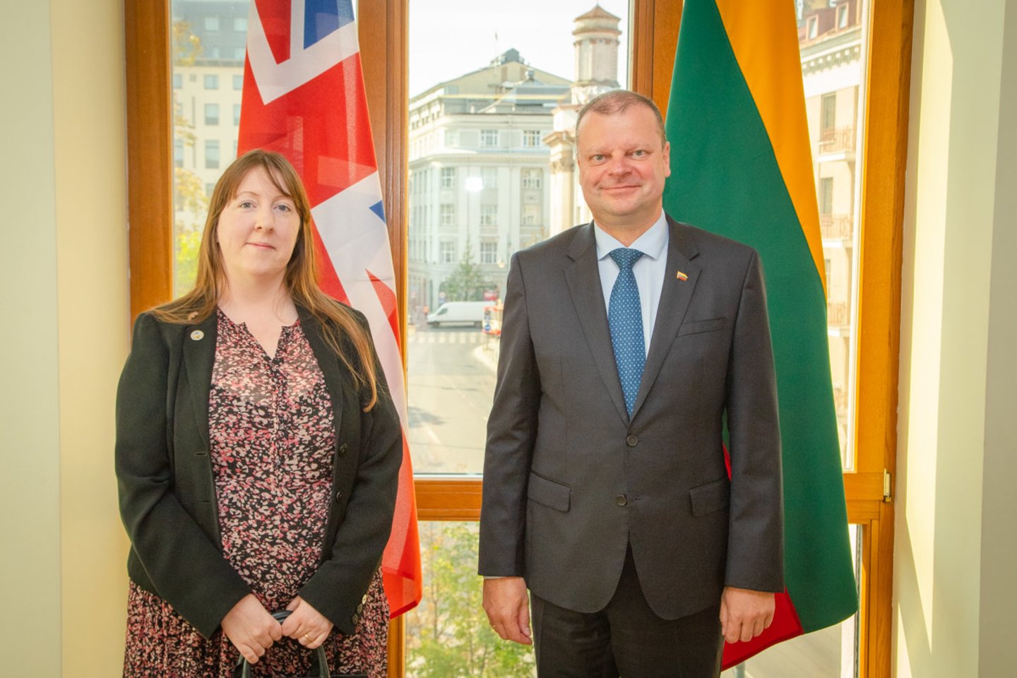 S. Skvernelis dėkojo kadenciją baigiančiai JK ambasadorei už paramą Baltijos šalių saugumui.