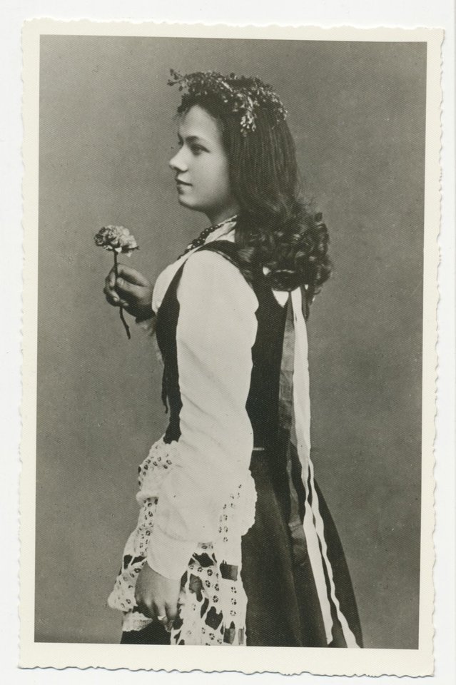  Marija Piaseckaitė-Šlapelienė – pagrindinio vaidmens atlikėja pirmojoje lietuviškoje operoje, Miko Petrausko operoje „Birutė“, 1906 m.<br> Marijos ir Jurgio Šlapelių namo-muziejaus archyvo nuotr.