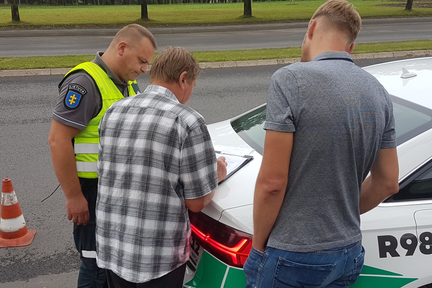 Policijos pareigūnai vykdo reidą visoje Lietuvoje: pradžia – Panevėžyje.<br>lrytas.lt nuotr.