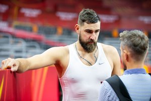 Iš Kanados stovyklos – pagyros J. Valančiūnui: „Vienas geriausių centrų pasaulio čempionate“