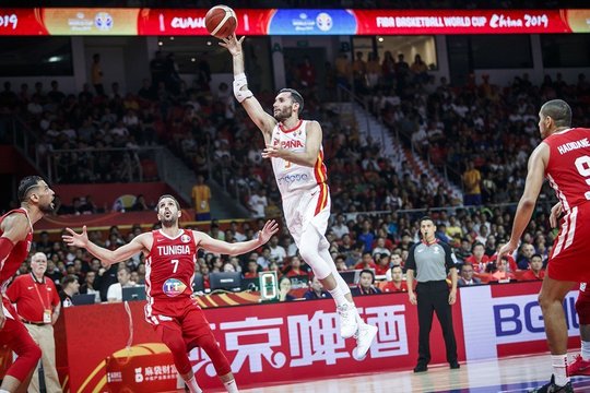  Ispanijos rinktinei Tuniso krepšininkai priešinosi tik 20 minučių