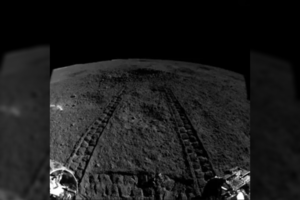 Tolimojoje Mėnulio pusėje aptiko kažką keisto – bet mokslininkai tyli