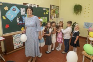 D. Nausėdienė sveikino su mokslų metų pradžia: kiekvienas vaikas yra svarbus