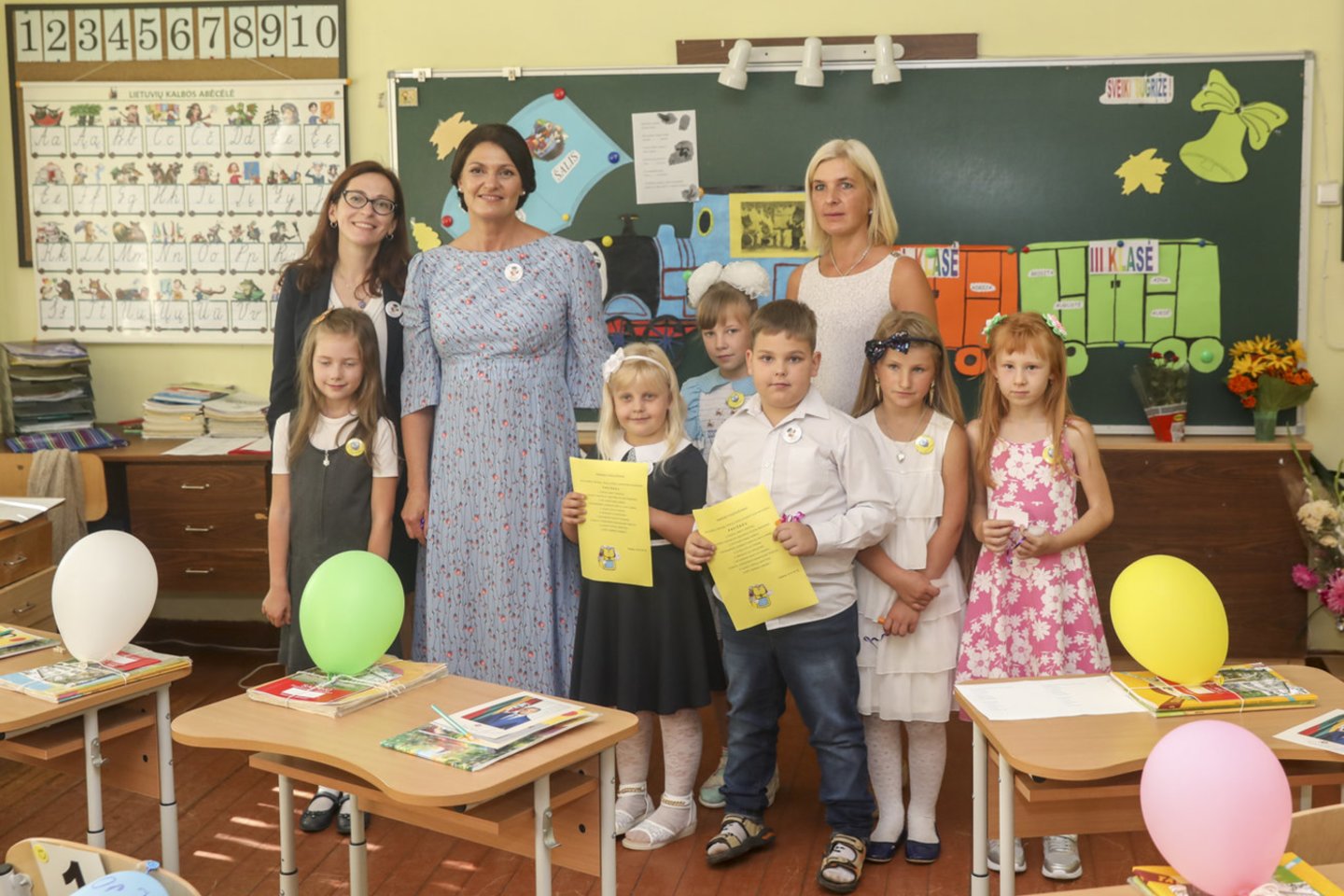  D. Nausėdienė sveikino su mokslų metų pradžia: kiekvienas vaikas yra svarbus.<br> Lietuvos Respublikos Prezidento kanceliarijos nuotr.