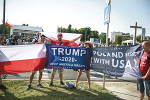 Lenkija prisiminė ne tik karą, bet ir vizas, kompensacijas bei abortus