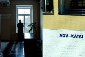 Advokatai įsiutę: nemokamai nebegins klientų – įspėja, kad sistema sustos