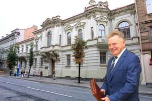 Į R. Masiulio kėdę sėdęs naujasis vadas J. Narkevičius pajuokavo apie radinį ministerijoje