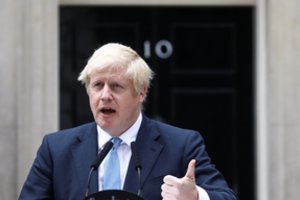 JK premjeras B. Johnsonas žada vykti pirmo vizito į Airiją