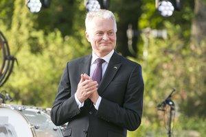 G. Nausėda nori atsisakyti kai kurių lengvatų ir vienodai apmokestinti visas pajamas