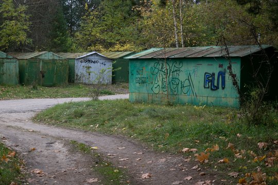 Vilniuje nekuklūs vagys nukniaukė visą garažą su dviem motociklais