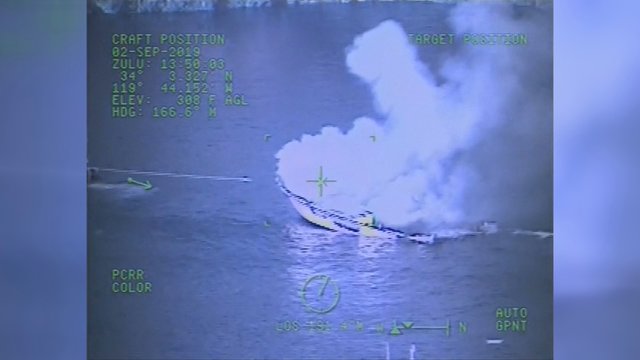 Paviešinti vaizdai iš tragiško gaisro laive: išgelbėti nepavyko nė vieno keleivio