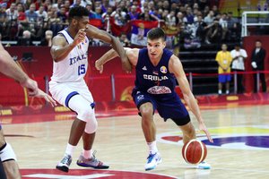 Serbai pasaulio čempionate žengia be pralaimėjimų: pamokė ir italus
