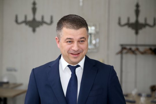 G. Žiemelio „Fitsout" statys dar vieną baldų fabriką 