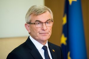 Valstiečių Kauno skyrius stoja mūru už V. Pranckietį: pritaria dėl kritikos R.Karbauskiui