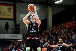 Į rinktinę nepatekęs E. Bendžius siautėjo mače prieš Maskvos klubą