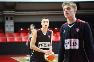 Alytaus „Dzūkiją“ papildė „Ryto“ sistemos auklėtinis