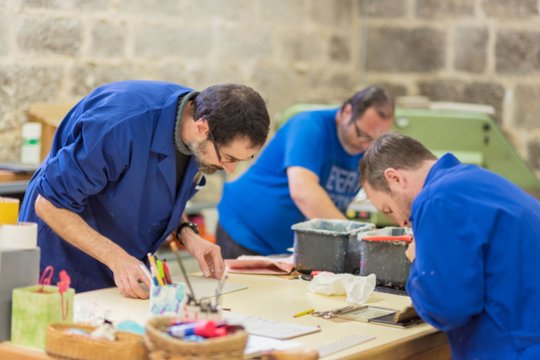 Dirbančių neįgaliųjų asociacija: tikrintojų daugiau, o konvejeris išlieka