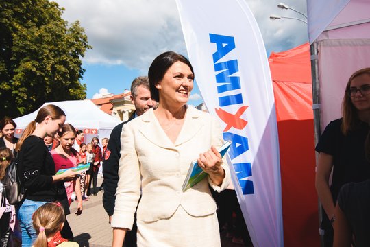 Maltiečiai, pirmoji šalies ponia ir verslo atstovai atšventė Rugsėjo 1-ąją
