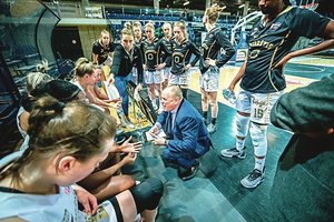 Lietuvos moterų krepšinio lygos čempionate žais penkios komandos