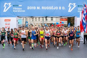 Vilniuje vyksta didžiausia šalyje bėgimo šventė – Vilniaus maratonas