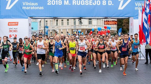 Vilniuje praūžė didžiausia šalyje bėgimo šventė – Vilniaus maratonas 