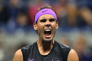 Beveik 5 valandų dramą išgyvenęs R. Nadalis laimėjo „US Open“ turnyrą