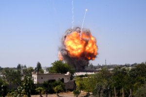 Sirijos rytuose per antskrydžius žuvo 18 proiranietiškų kovotojų