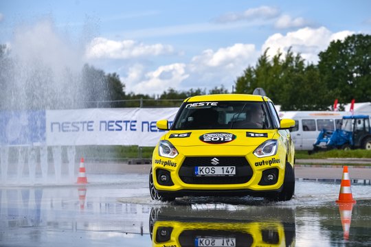 Paaiškėjo pirmieji pretendentai į „Geriausio Lietuvos vairuotojo 2019“ titulą