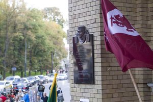 Mokslų akademija neskuba priimti sprendimo dėl J. Noreikos atminimo lentos