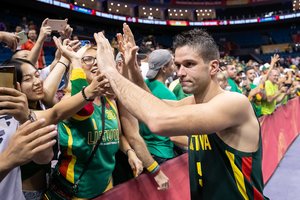 S. Skvernelis padėkojo Lietuvos krepšininkams: „Deja, būna situacijų, kai triumfuoja ne tiesa“