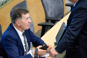 Iš „socialdarbiečių“ trauksis ir A. Butkevičius, nori į naują Seime kuriamą frakciją