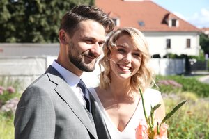 Ištekėjusi LRT žinių vedėja Aistė Plaipaitė – apie pavardės pasirinkimą ir kitokį požiūrį į šventę