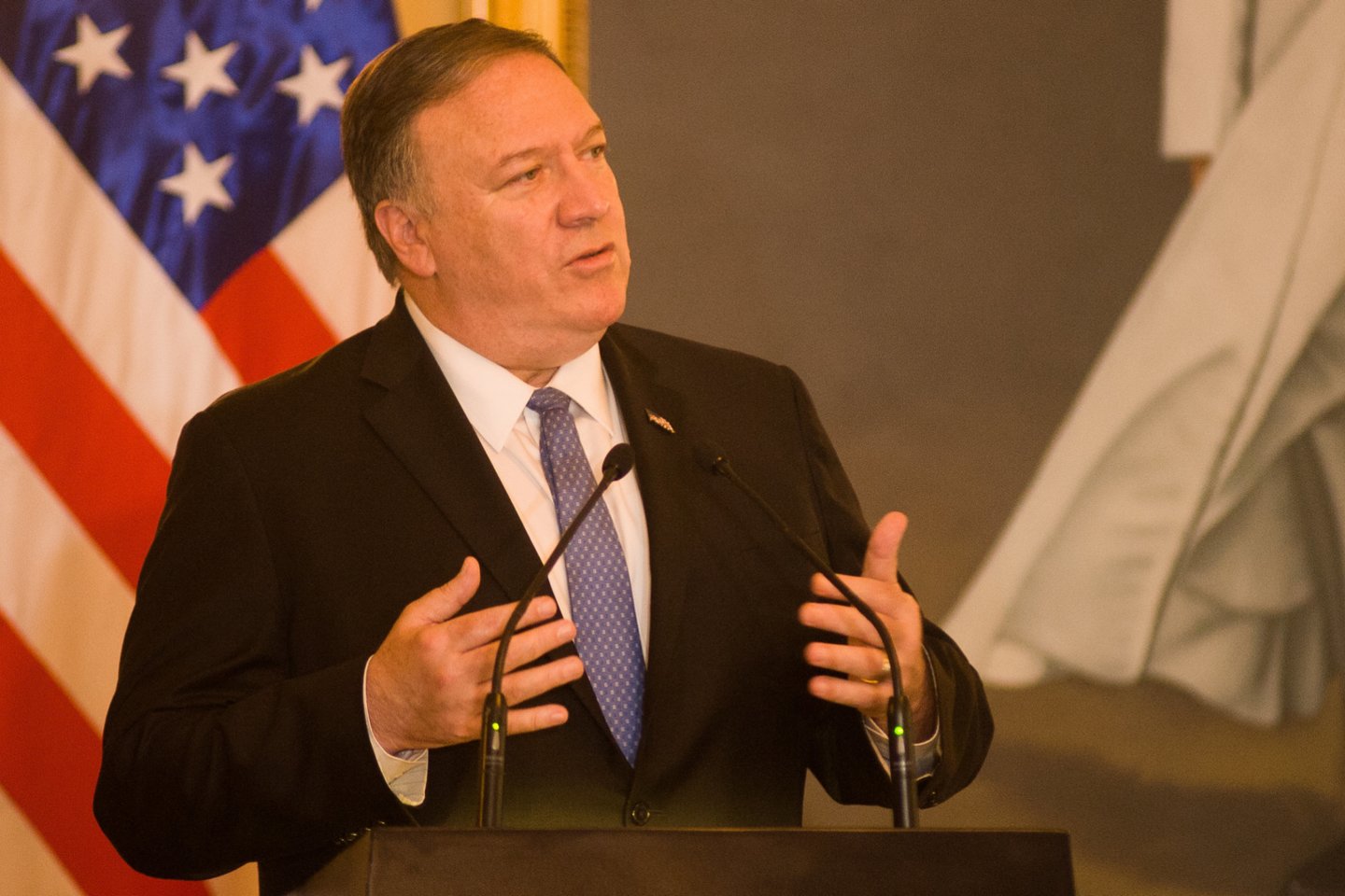 JAV valstybės sekretorius Mike'as Pompeo antradienį apkaltino Iraną vykdant „galimą neskelbiamą branduolinę veiklą“, JT atominės energetikos inspektoriams spaudžiant Teheraną pateikti atsakymų dėl jo įsipareigojimų šioje srityje.