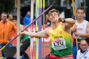 Ieties metikas E. Matusevičius Minske pranoko olimpinį čempioną